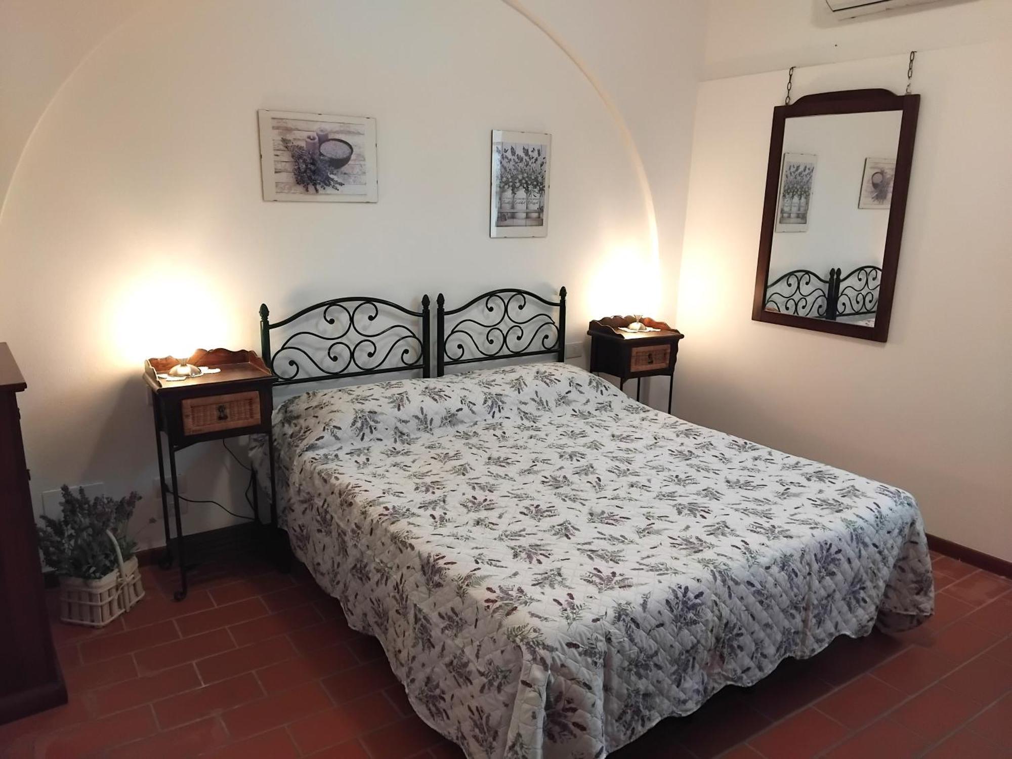 Agriturismo La Burraia Vicino A San Gimignano Gambassi Terme Exterior foto